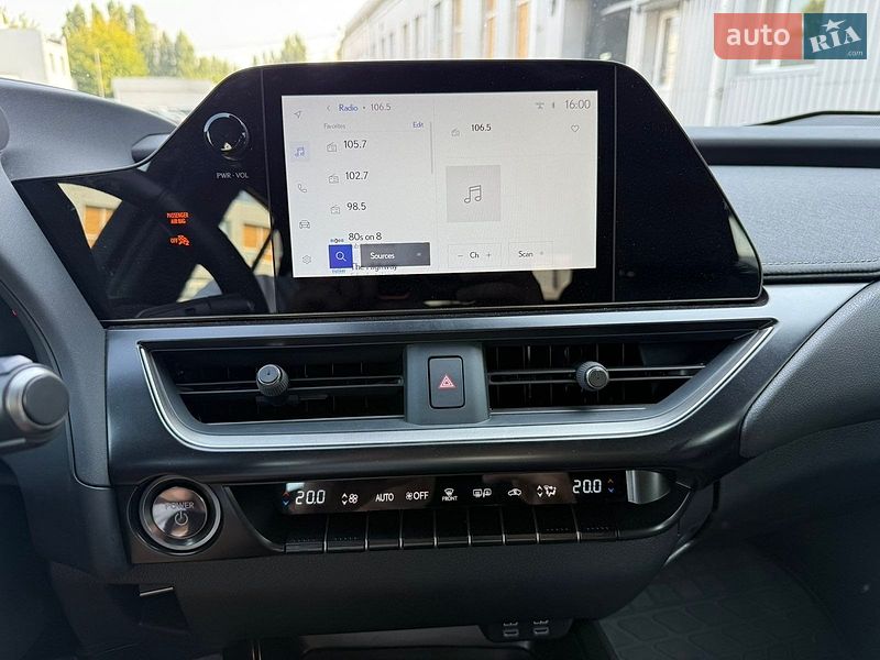 Позашляховик / Кросовер Lexus UX 2025 в Києві фото 48 Позашляховик / Кросовер Lexus UX 2025 в Києві