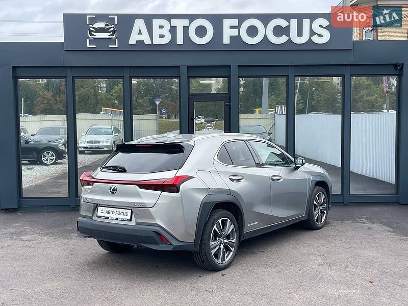 Внедорожник / Кроссовер Lexus UX 2021 в Киеве