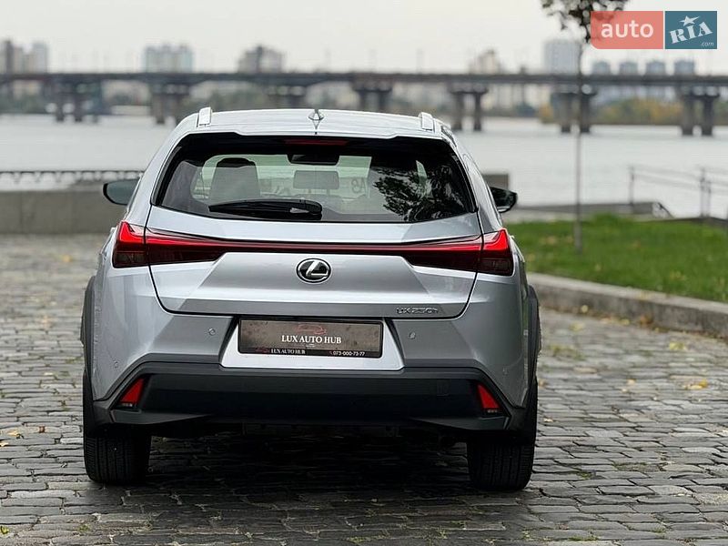 Позашляховик / Кросовер Lexus UX 2023 в Києві