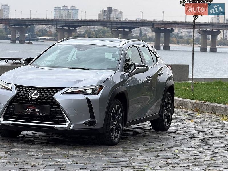 Позашляховик / Кросовер Lexus UX 2023 в Києві