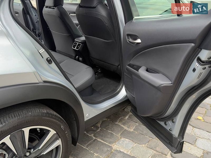 Позашляховик / Кросовер Lexus UX 2023 в Києві