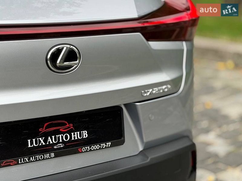 Позашляховик / Кросовер Lexus UX 2023 в Києві