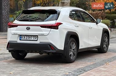 Внедорожник / Кроссовер Lexus UX 2020 в Киеве