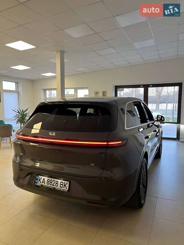 Позашляховик / Кросовер Li Auto L6 2024 в Києві
