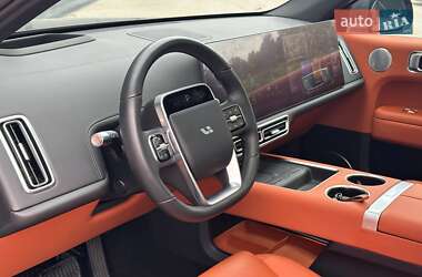 Внедорожник / Кроссовер Li Auto L6 2024 в 
