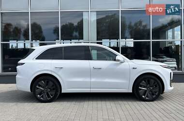 Внедорожник / Кроссовер Li Auto L6 2024 в 