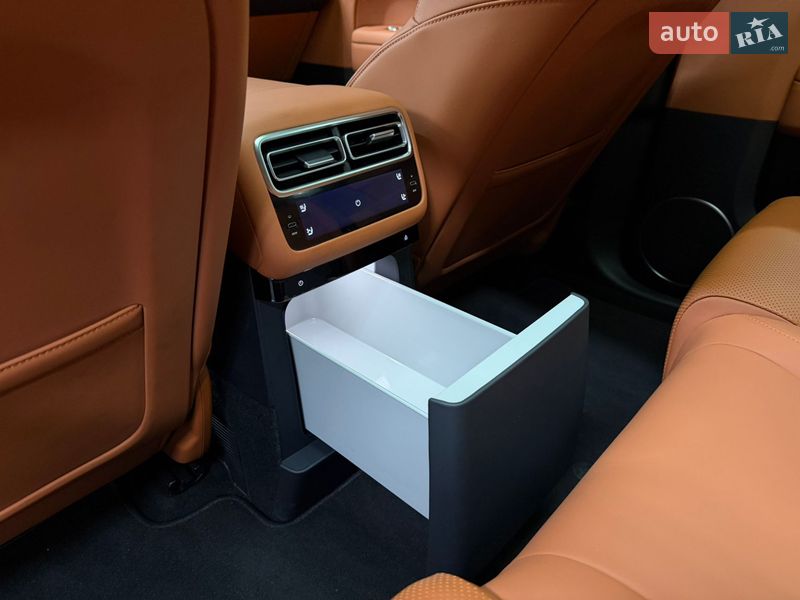 Позашляховик / Кросовер Li Auto L6 2024 в Одесі