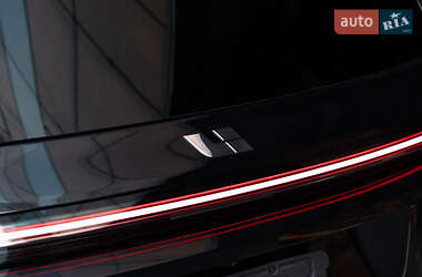 Внедорожник / Кроссовер Li Auto L7 2025 в 