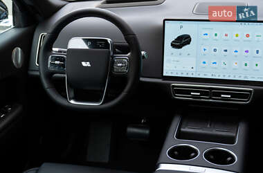 Внедорожник / Кроссовер Li Auto L7 2025 в 