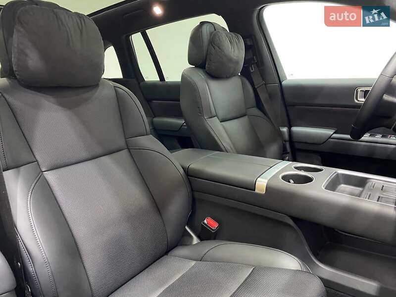Позашляховик / Кросовер Li Auto L7 2024 в Києві