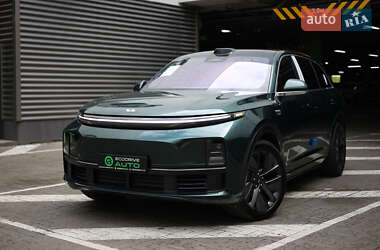 Внедорожник / Кроссовер Li Auto L7 2024 в 