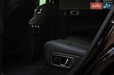 Позашляховик / Кросовер Li Auto L7 2025 в 