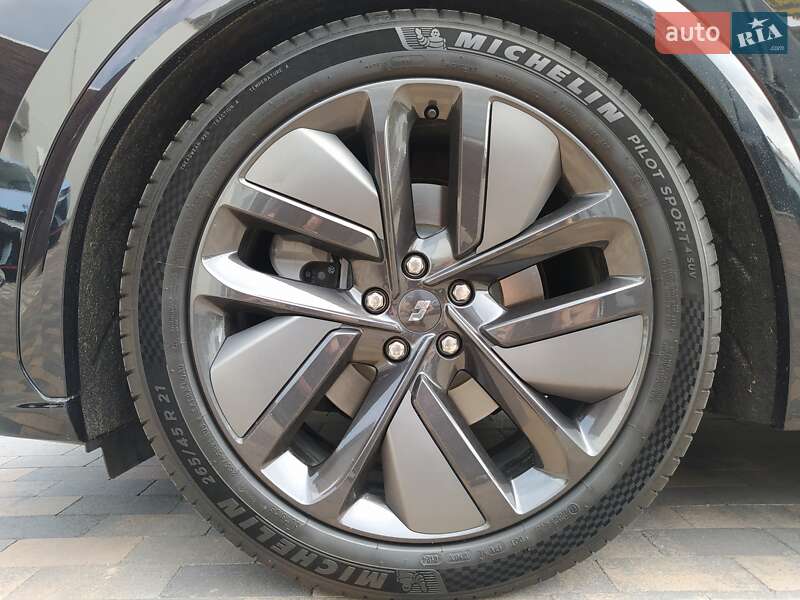 Позашляховик / Кросовер Li Auto L7 2024 в Києві