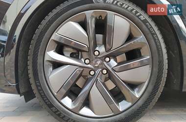 Внедорожник / Кроссовер Li Auto L7 2024 в 