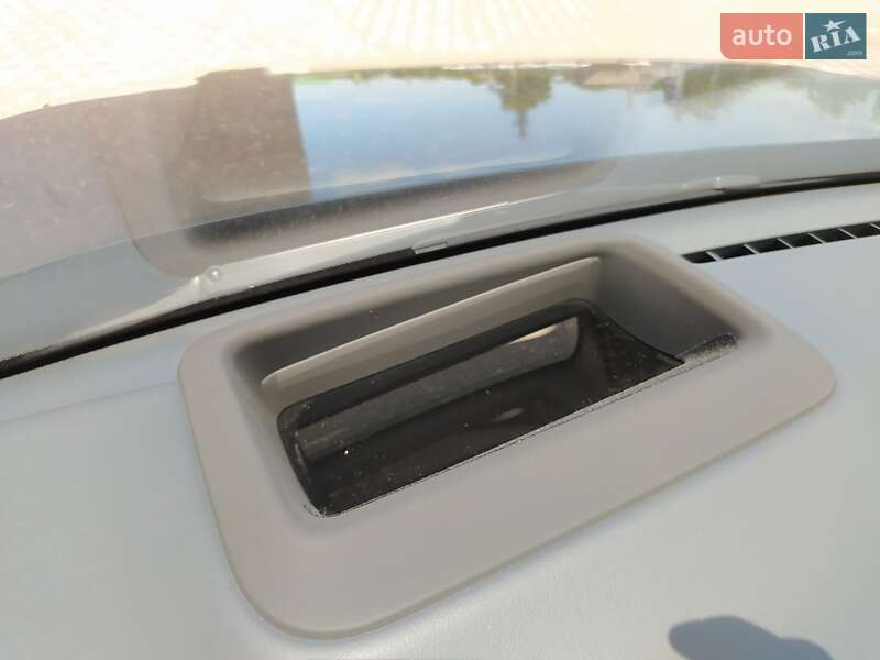 Внедорожник / Кроссовер Li Auto L7 2024 в Киеве