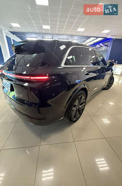 Внедорожник / Кроссовер Li Auto L7 2024 в 