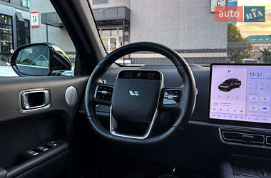 Внедорожник / Кроссовер Li Auto L7 2024 в 