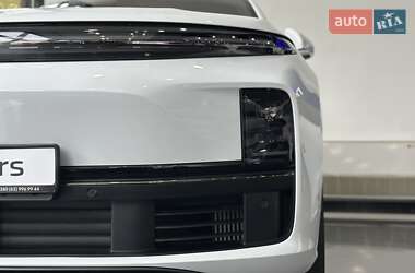 Позашляховик / Кросовер Li Auto L7 2024 в 