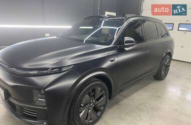 Внедорожник / Кроссовер Li Auto L7 2024 в Киеве