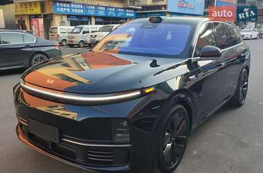 Внедорожник / Кроссовер Li Auto L7 2024 в Львове