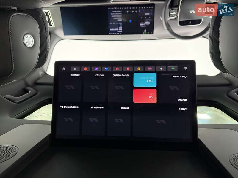 Внедорожник / Кроссовер Li Auto L7 2025 в Одессе