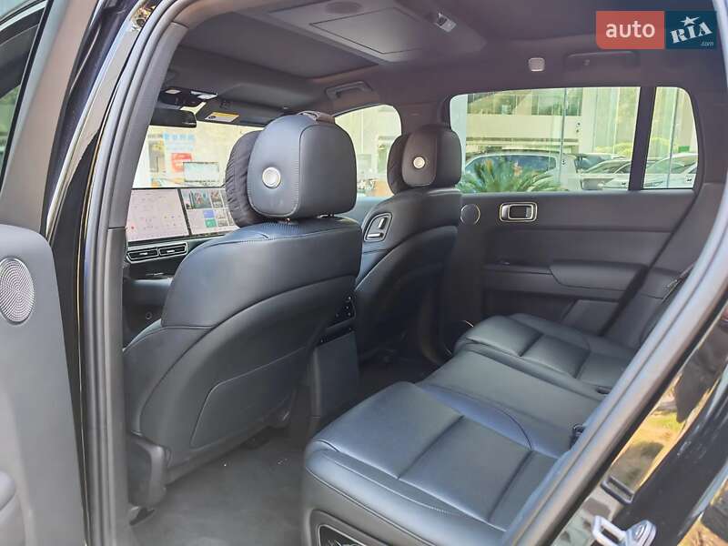 Внедорожник / Кроссовер Li Auto L7 2024 в Киеве