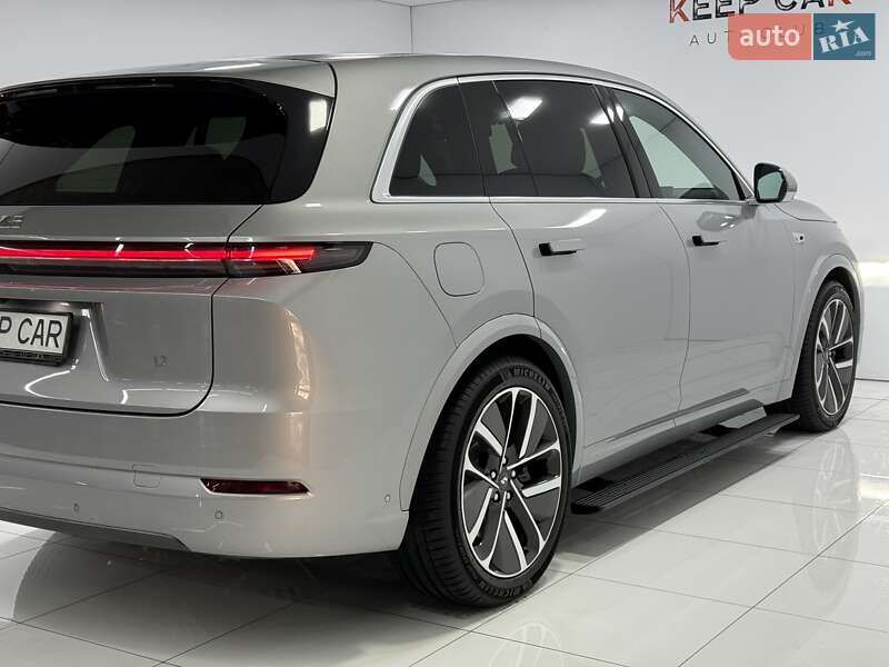 Внедорожник / Кроссовер Li Auto L7 2025 в Одессе