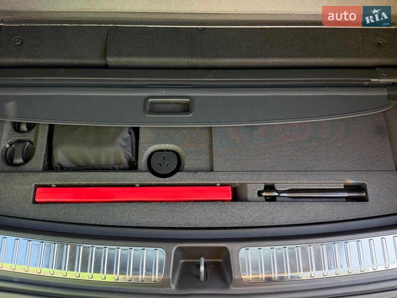 Позашляховик / Кросовер Li Auto L7 2024 в Києві