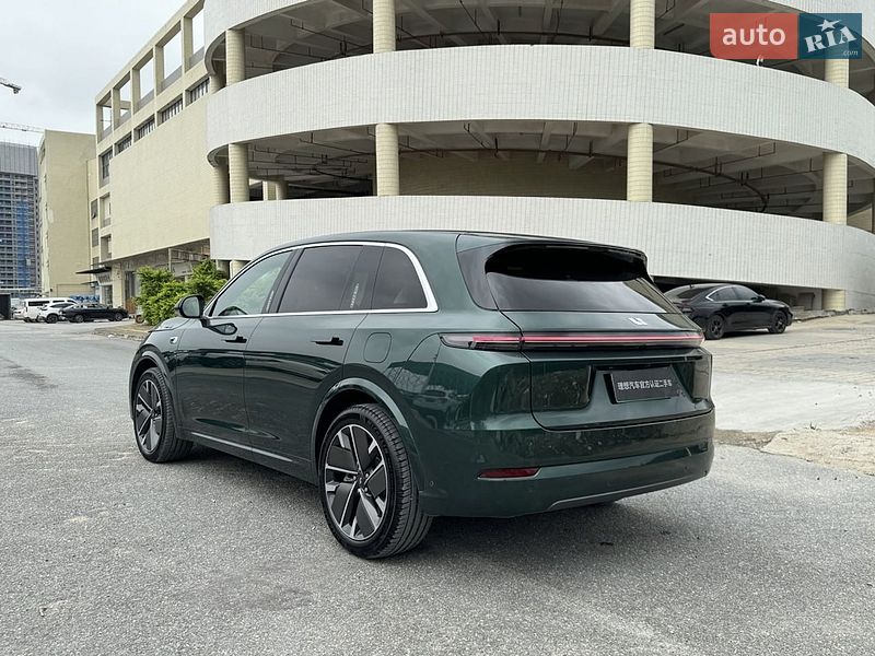 Внедорожник / Кроссовер Li Auto L7 2025 в Киеве