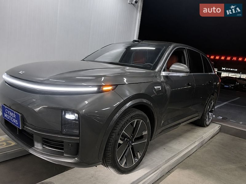 Li Auto L7, фото з оголошення