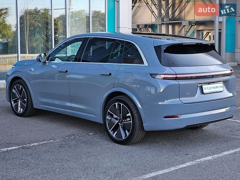 Внедорожник / Кроссовер Li Auto L7 2025 в Днепре