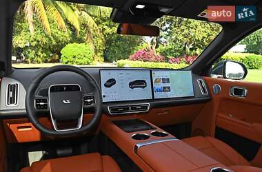 Внедорожник / Кроссовер Li Auto L9 2025 в 