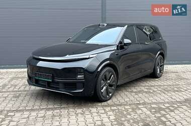 Внедорожник / Кроссовер Li Auto L9 2024 в Киеве