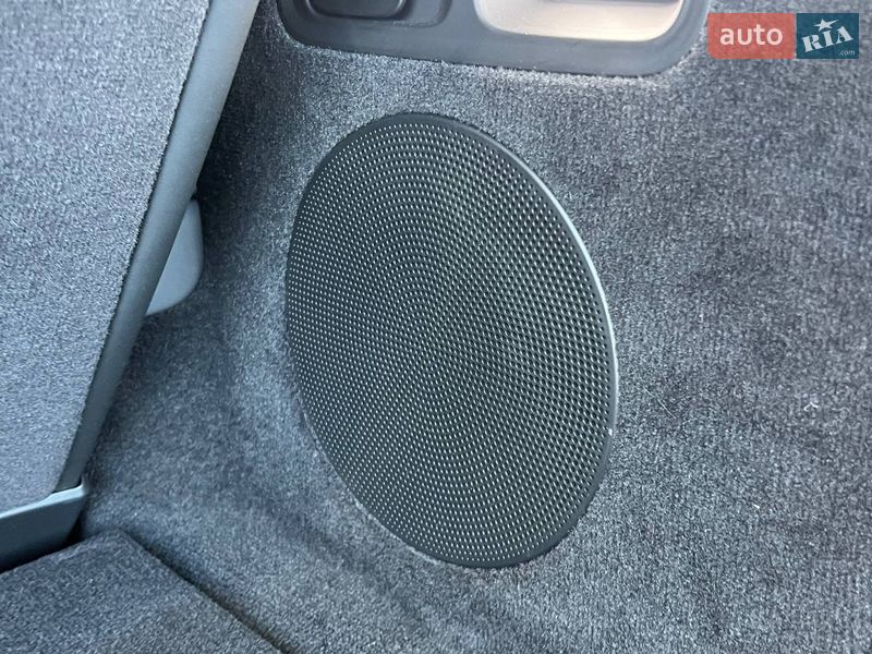 Внедорожник / Кроссовер Li Auto L9 2024 в Киеве фото 13 Внедорожник / Кроссовер Li Auto L9 2024 в Киеве