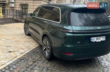 Внедорожник / Кроссовер Li Auto L9 2024 в Киеве