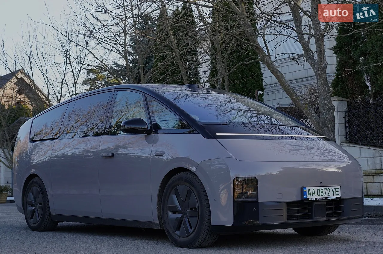 2014 Tesla Model S - мініатюра 39