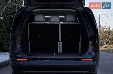 Минивэн Li Auto MEGA 2025 в Киеве