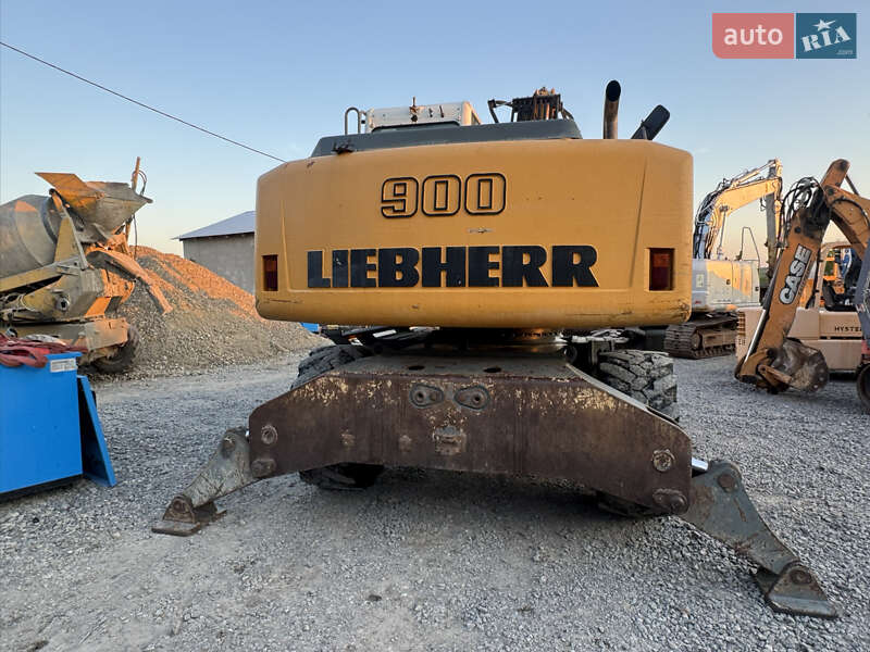 Колесный экскаватор Liebherr 900 Litronic 2010 в Недобоевцах