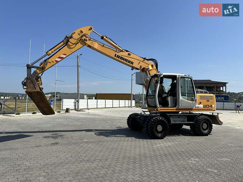 Liebherr 904 2009