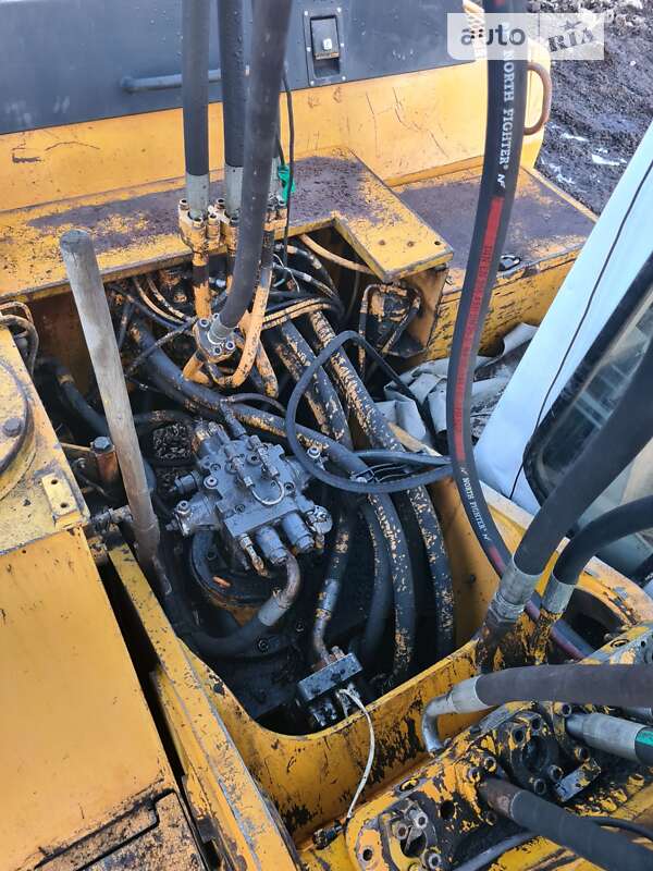 Гусеничный экскаватор Liebherr 914 2001 в Ирпене