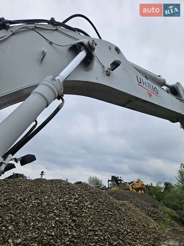 Экскаватор Liebherr 942 1998 в Надворной