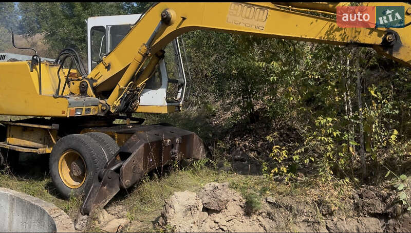 Екскаватор навантажувач Liebherr A 900 1993 в Києві