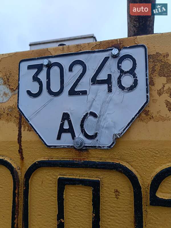 Эвакуатор Liebherr A 902 1990 в Луцке