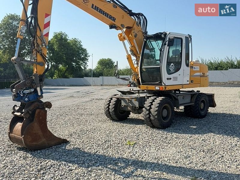 Liebherr A314 2012
