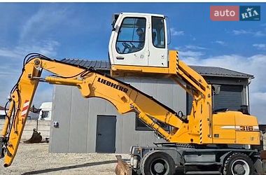 Колесный экскаватор Liebherr A316 2005 в Косове