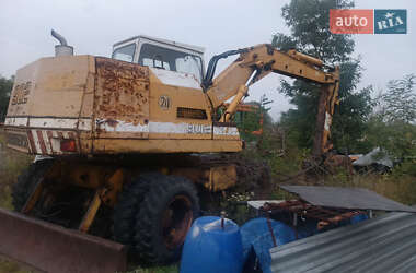Екскаватор навантажувач Liebherr A902 1984 в 