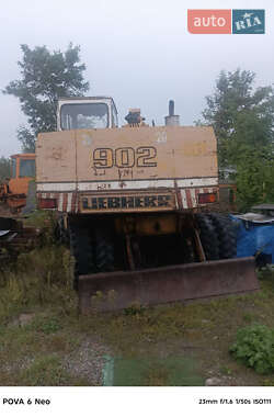 Екскаватор навантажувач Liebherr A902 1984 в 