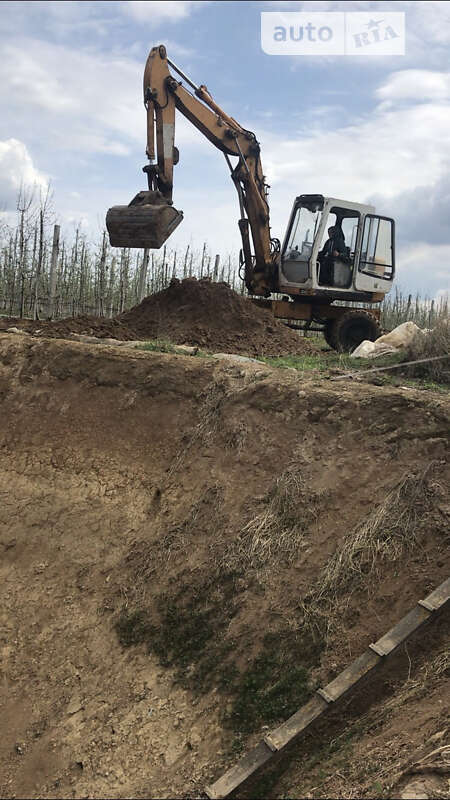 Колесный экскаватор Liebherr A 1993 в Виннице
