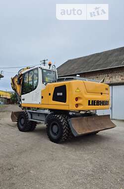 Колесный экскаватор Liebherr A 2016 в 