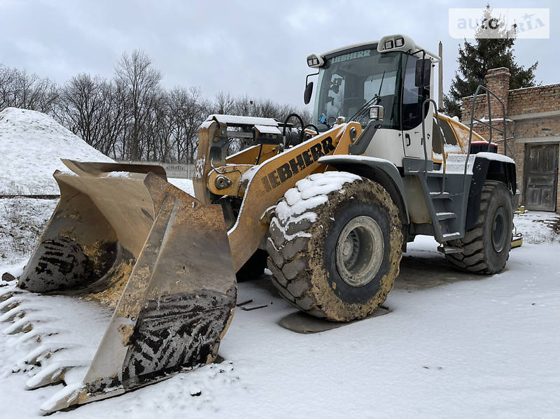 Фронтальный погрузчик Liebherr L 566 2014 в Золотоноше